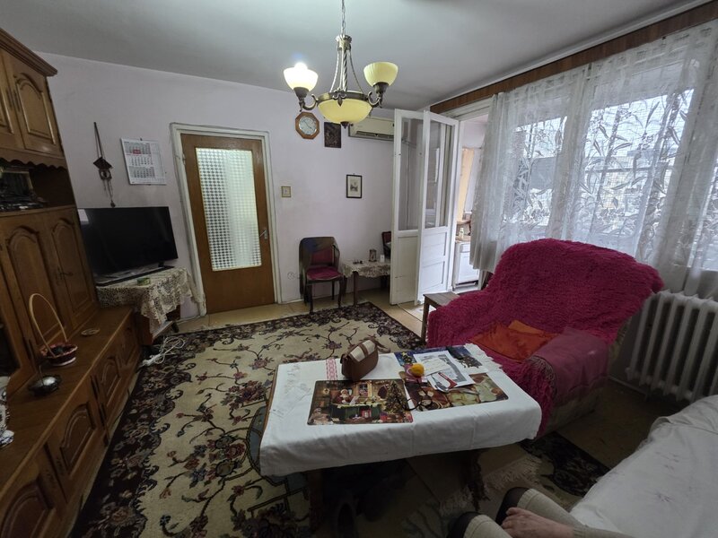 Iuliu Maniu, piata Veteranilor, 5 minute metrou, stradal, vedere fata,